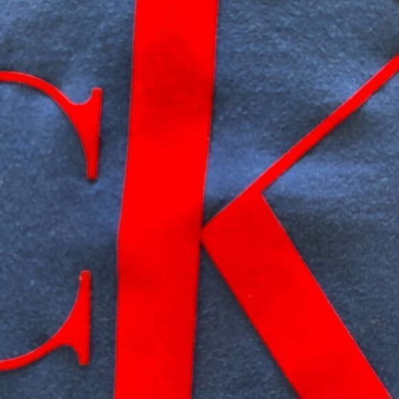 Calvin Klein Men’s Navy and Red Logo T-Shirt - Size L - Picture 3 of 6